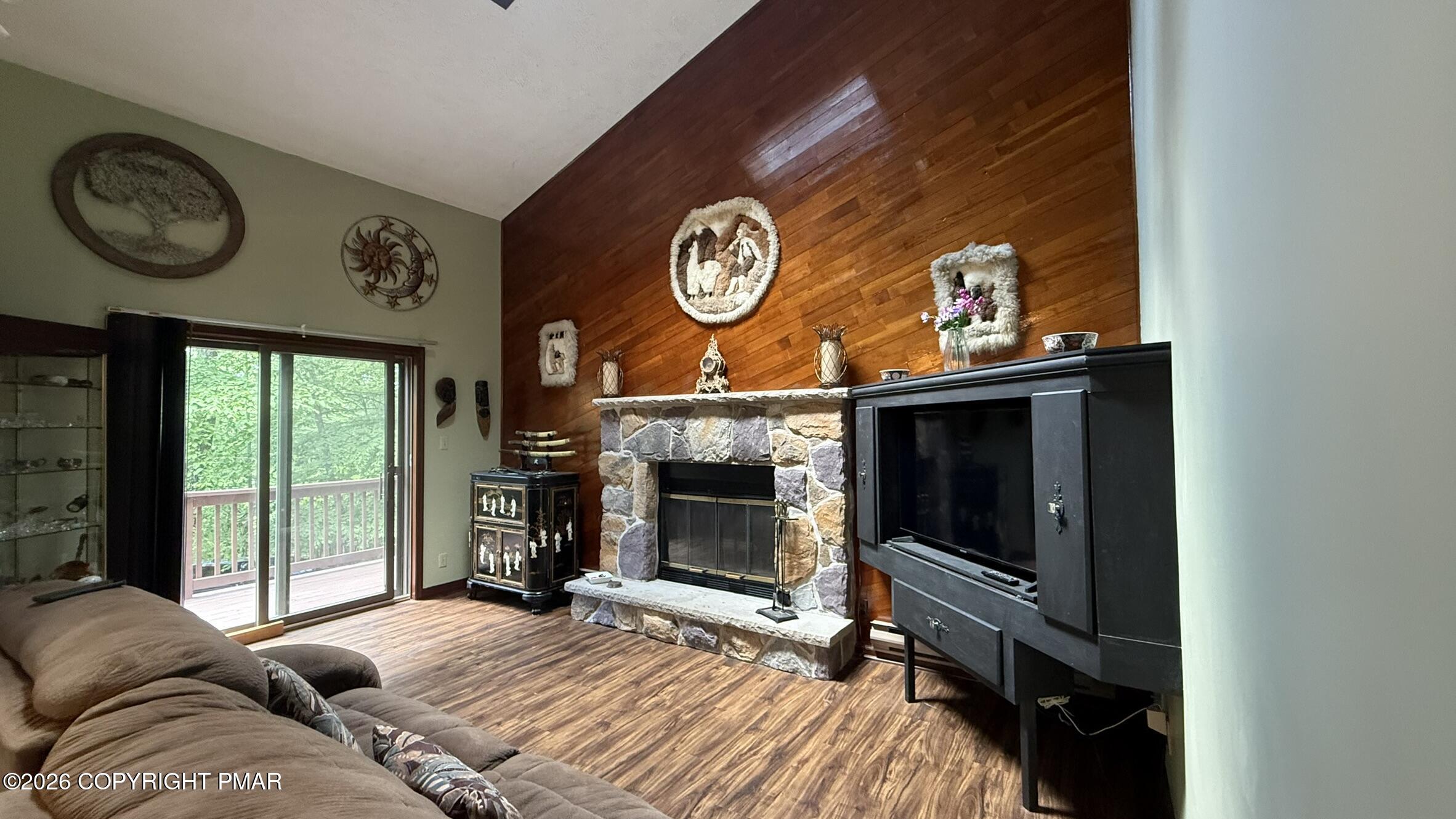 4271 Winchester Way Bushkill, PA 18324 - Photo 15 of 53 IMG_5716