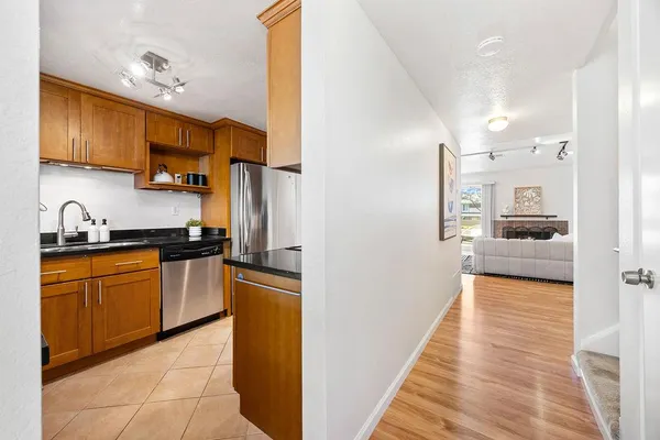 $615,000 | 3550 Carter Drive, Unit 32, South San Francisco, CA 94080