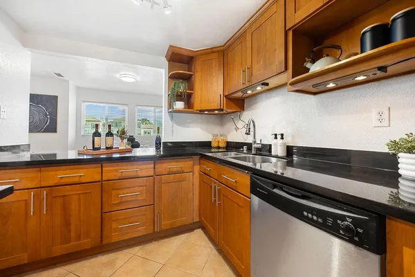 $615,000 | 3550 Carter Drive, Unit 32, South San Francisco, CA 94080