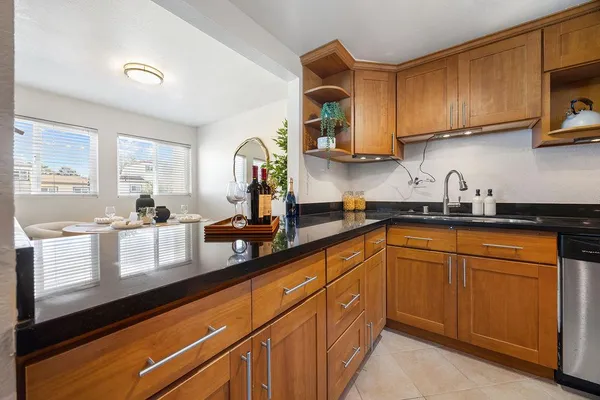 $615,000 | 3550 Carter Drive, Unit 32, South San Francisco, CA 94080