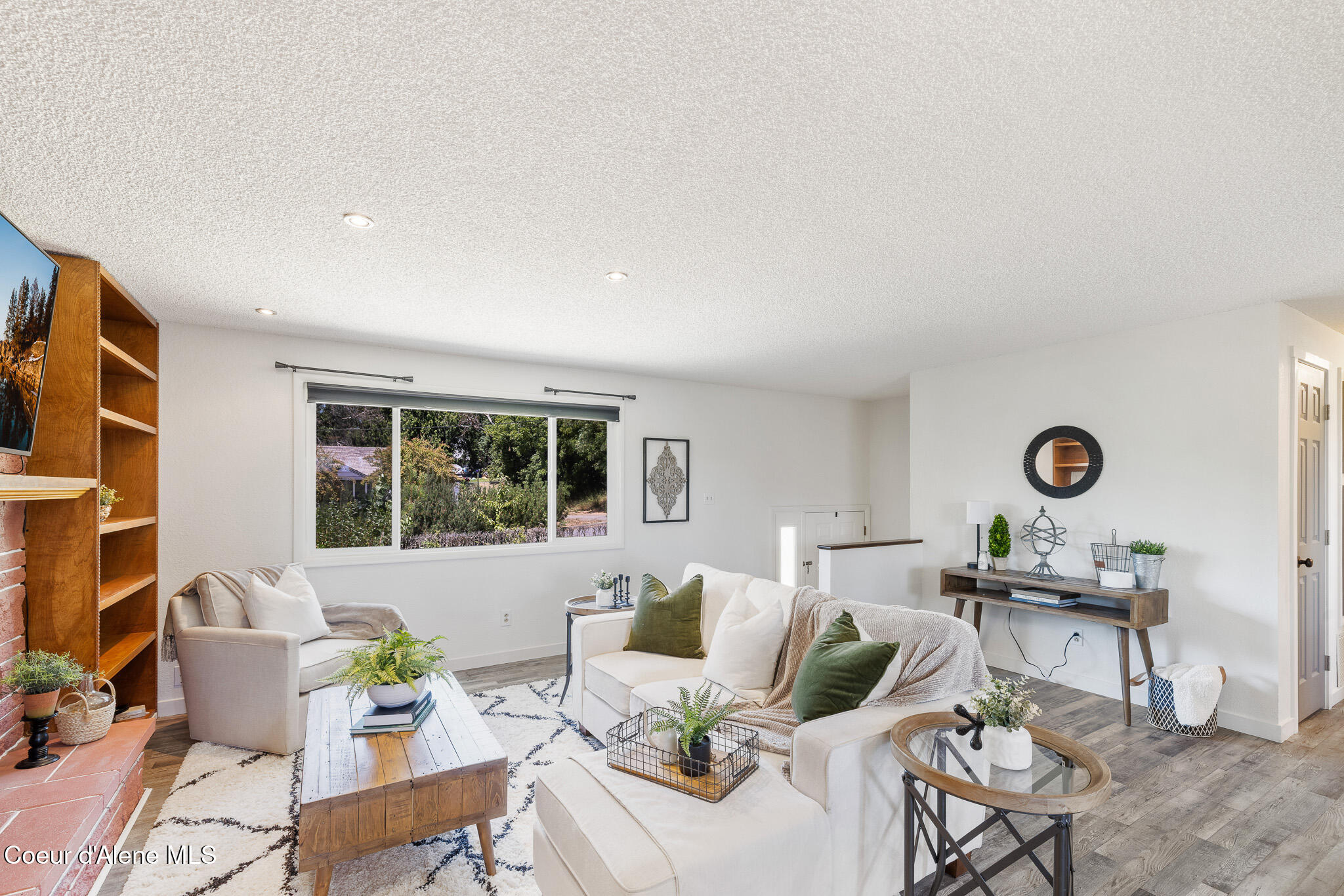 1024 West Mill Avenue Coeur D'Alene, ID 83814 - Photo 4 of 31 0N8A6910