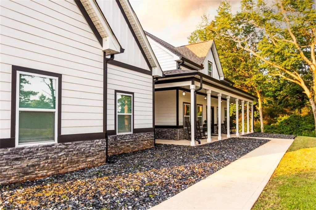 1375 Amber Stapp Studdard Road Social Circle, GA 30025 - Photo 3 of 63
