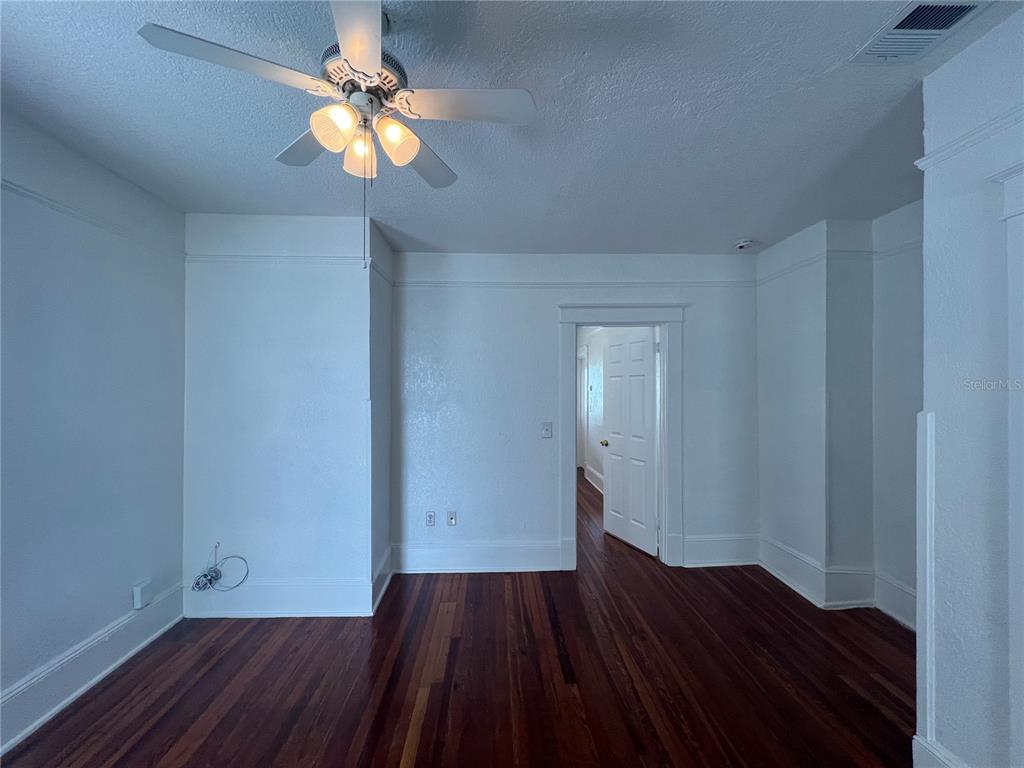 429 Ruth Lane, Unit 4 Orlando, FL 32801 - Photo 8 of 13