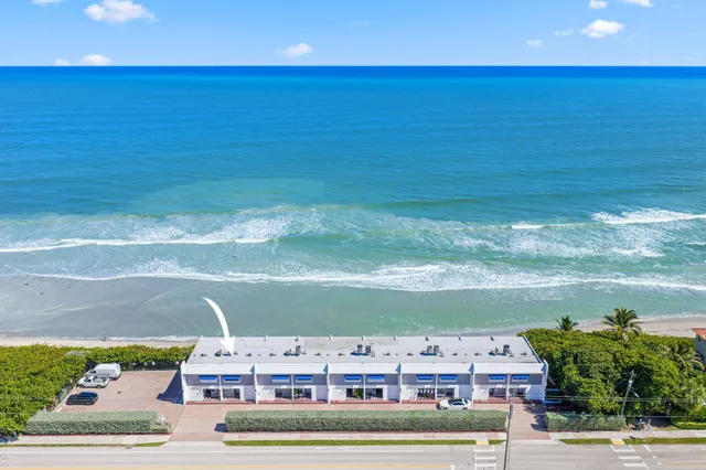 $2,250,000 | 1016 Ocean Drive, Juno Beach, FL 33408