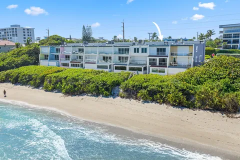 $2,395,000 | 1016 Ocean Drive, Juno Beach, FL 33408