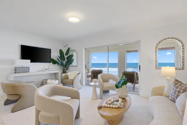 $2,250,000 | 1016 Ocean Drive, Juno Beach, FL 33408