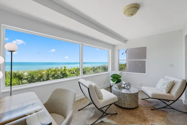 $2,250,000 | 1016 Ocean Drive, Juno Beach, FL 33408
