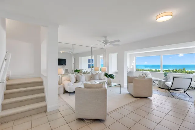 $2,250,000 | 1016 Ocean Drive, Juno Beach, FL 33408