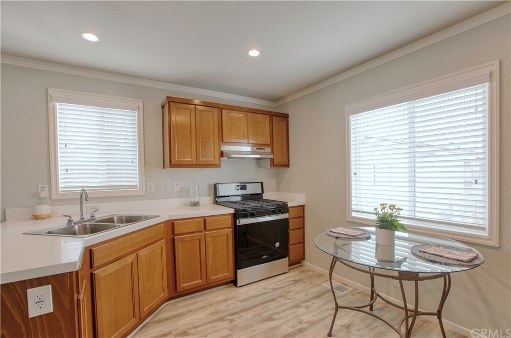 655 South Halcyon Road, Unit 13 Arroyo Grande, CA 93420 - Photo 3 of 21 Gallery Image 3