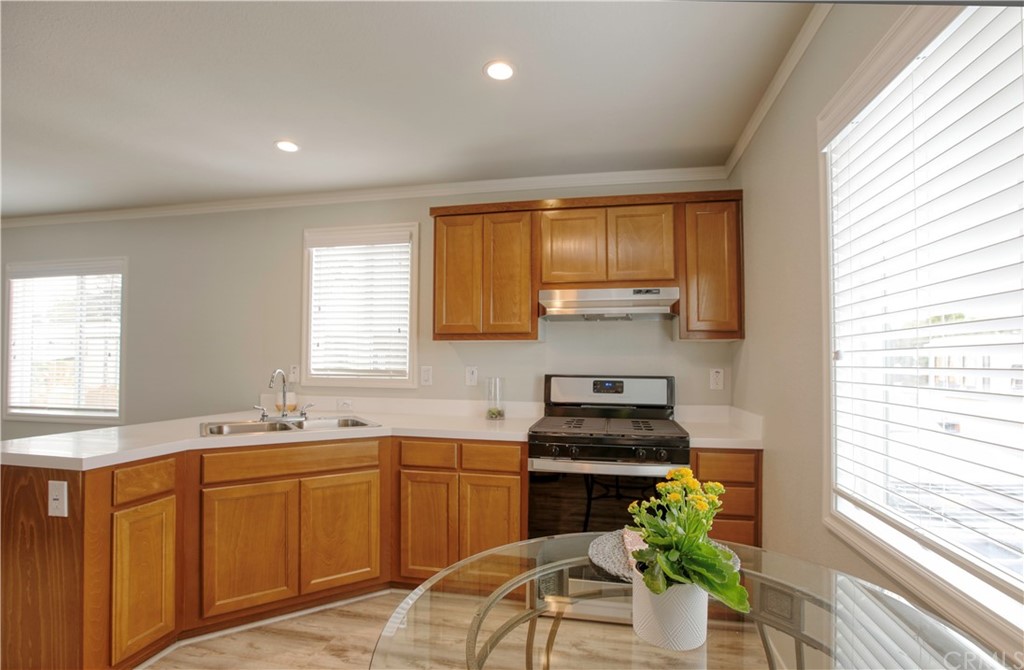 655 South Halcyon Road, Unit 13 Arroyo Grande, CA 93420 - Photo 4 of 21 Gallery Image 4