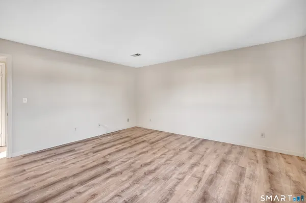 $230,000 | 55 Thompson Street, Unit 11G, East Haven, CT 06513