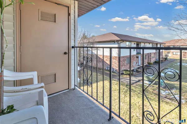 $230,000 | 55 Thompson Street, Unit 11G, East Haven, CT 06513