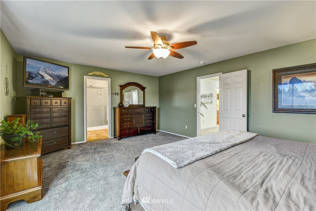 15510 40th Drive Southeast Bothell, WA 98012 - Photo 14 of 35 Gallery Image 14
