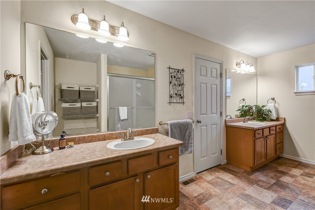 15510 40th Drive Southeast Bothell, WA 98012 - Photo 15 of 35 Gallery Image 15