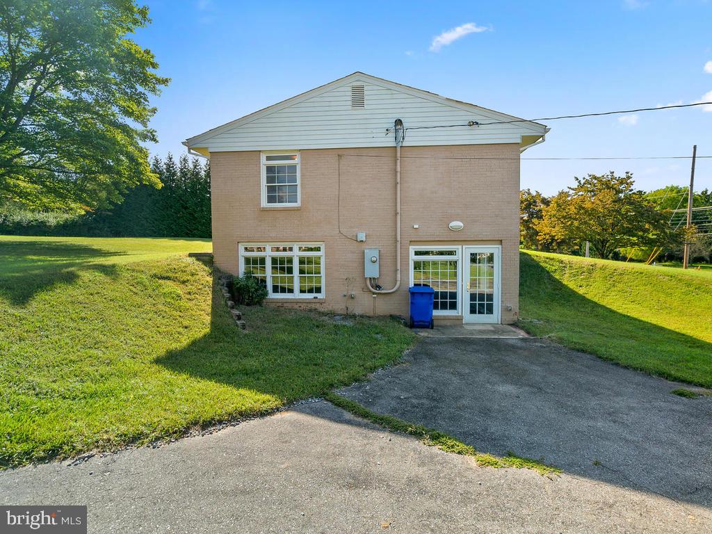 22929 Frederick Road Clarksburg, MD 20871 - Photo 40 of 46 Driveway and Lower Level Entrance