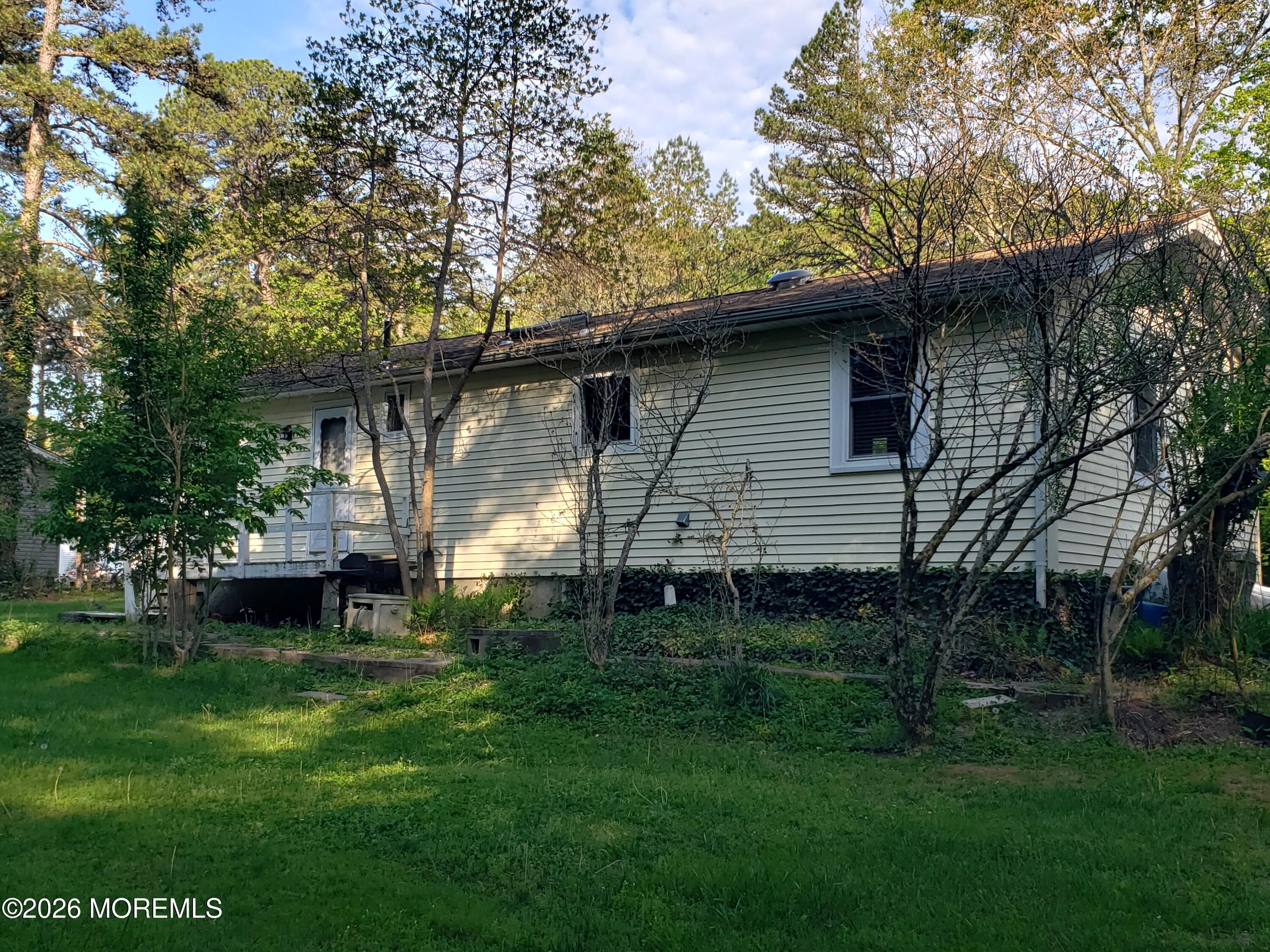 689 Freehold Road Jackson, NJ 08527 - Photo 11 of 58 20260513_075651