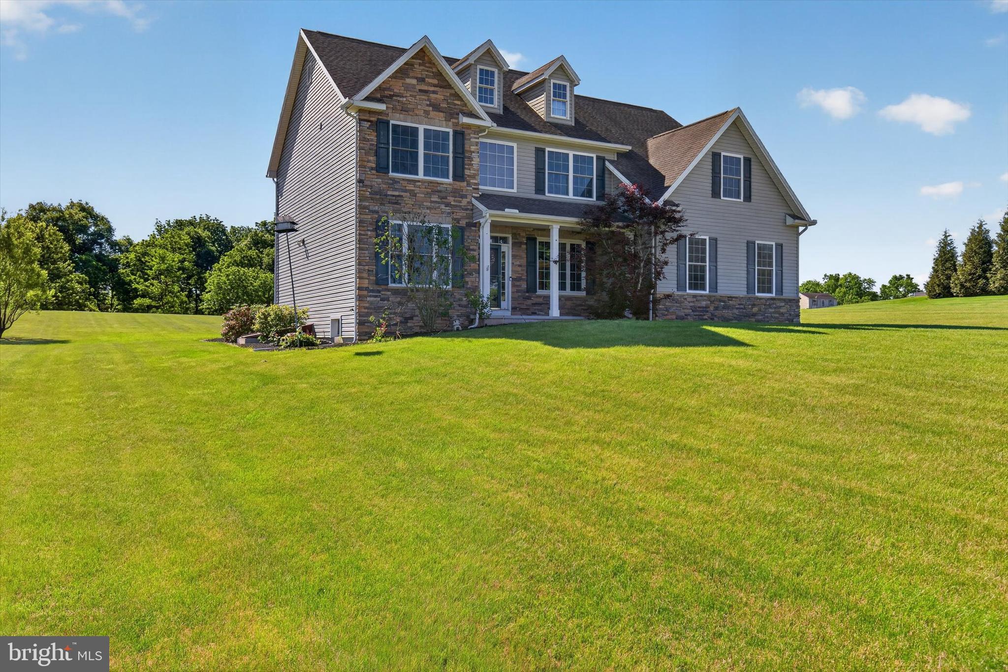 445 Capitol Hill Road Dillsburg, PA 17019 - Photo 2 of 49