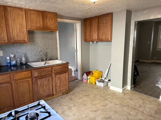 $125,000 | 2905 North Sherman Drive, Indianapolis, IN 46218