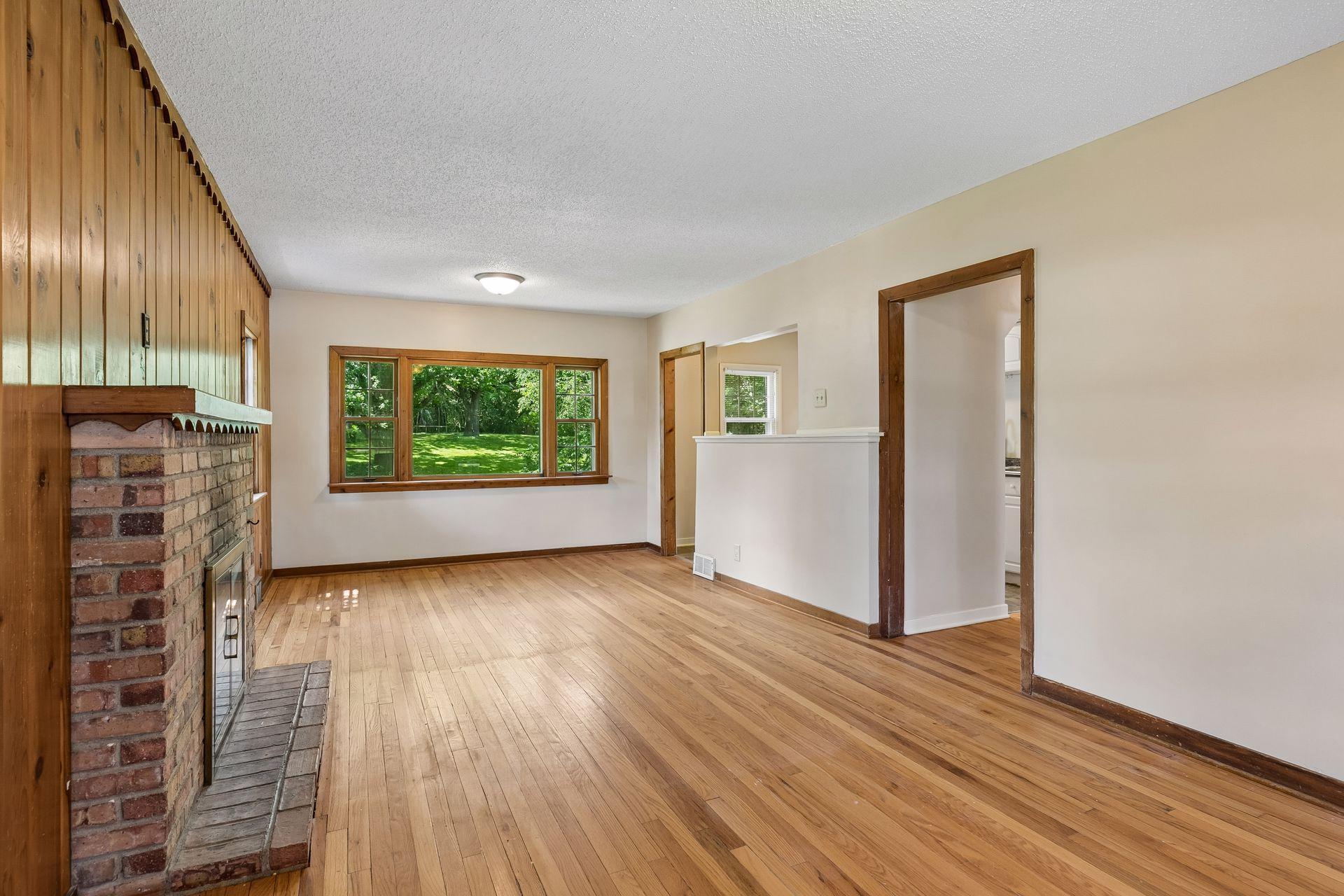 3522 Baker Road Minnetonka, MN 55305 - Photo 7 of 44