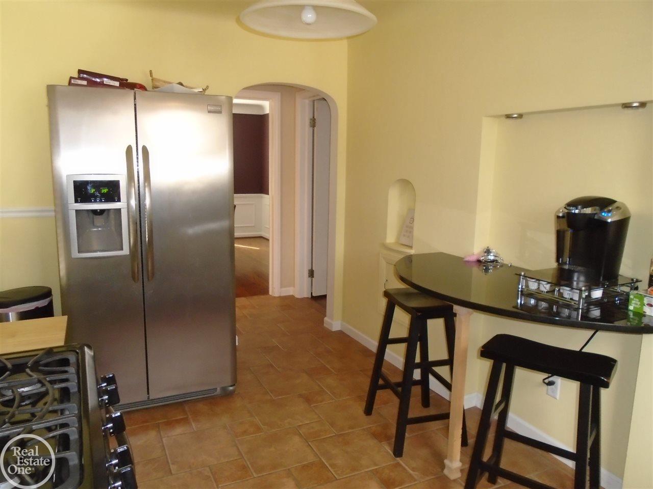 416 Maison Road Grosse Pointe, MI 48236 - Photo 5 of 14 Kitchen