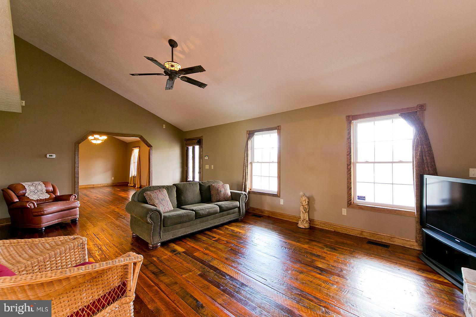 426 White Hall Road Winchester, VA 22603 - Photo 13 of 76 Living room