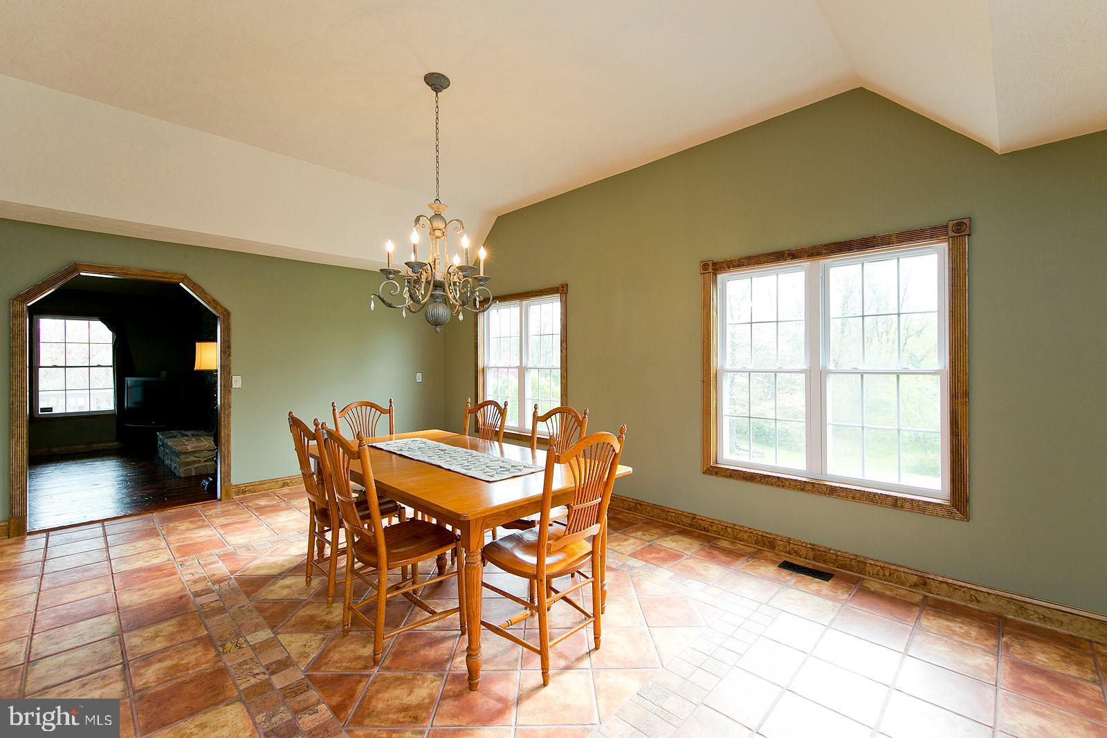 426 White Hall Road Winchester, VA 22603 - Photo 18 of 76 Dining Room