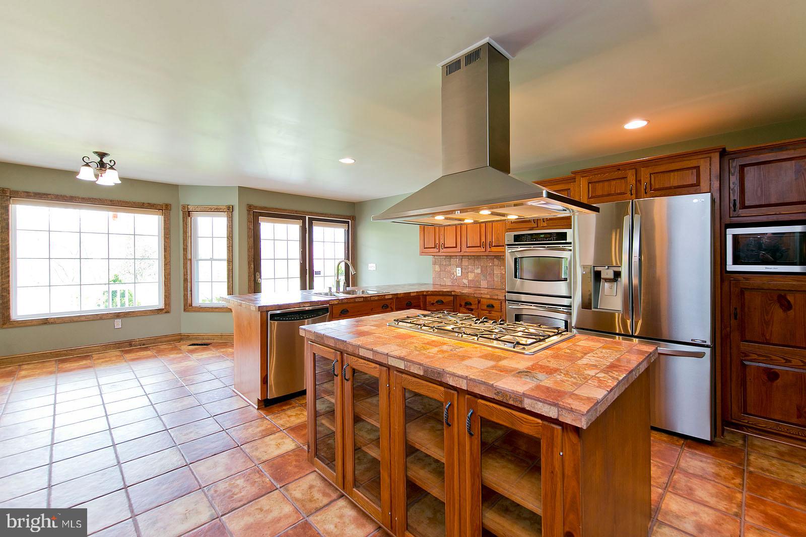 426 White Hall Road Winchester, VA 22603 - Photo 4 of 76 Kitchen