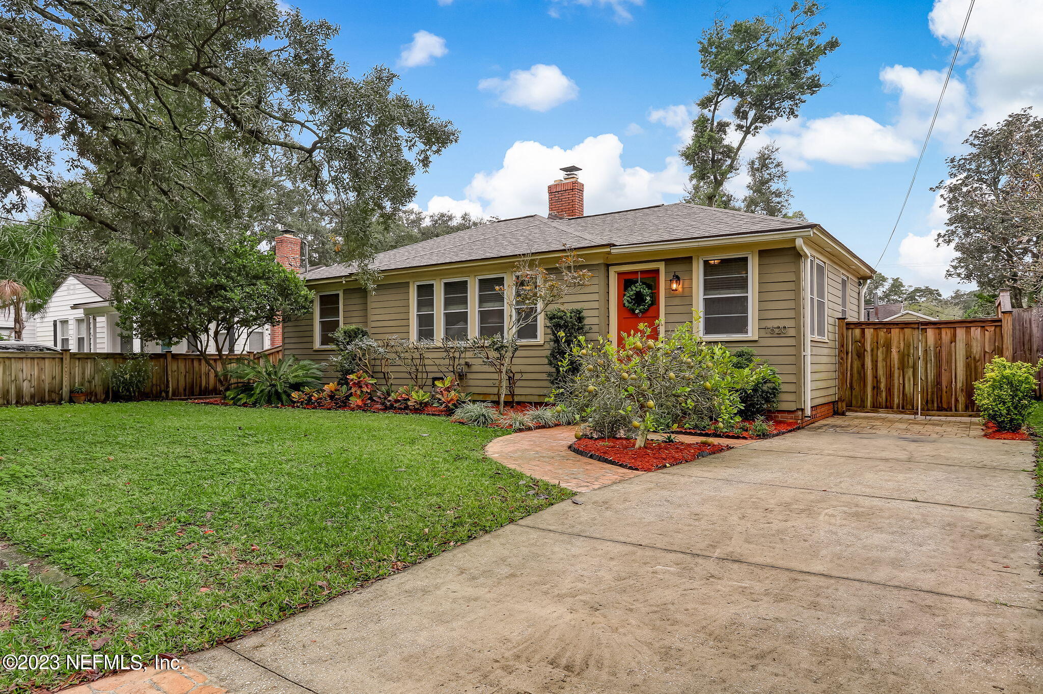 1620 Charon Road Jacksonville, FL 32205 - Photo 2 of 42 FRONT OF HOME