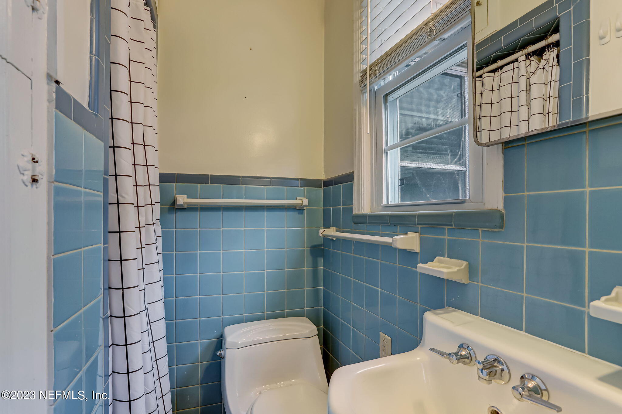 1620 Charon Road Jacksonville, FL 32205 - Photo 26 of 42 PRIMARY BATHROOM