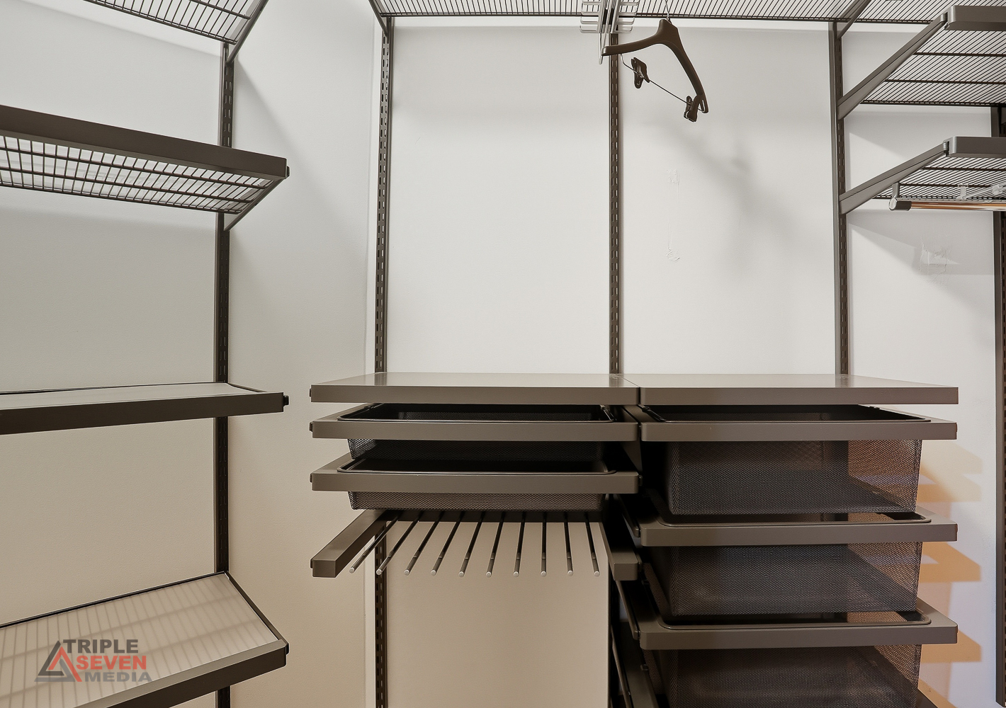 5039 South Michigan Avenue, Unit 1S Chicago, IL 60615 - Photo 21 of 25 a view of closet