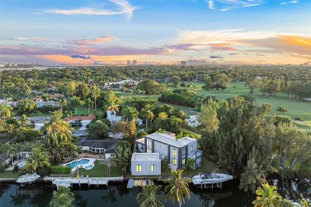 $4,299,000 | 1009 Northeast 104th Street, Miami Shores, FL 33138