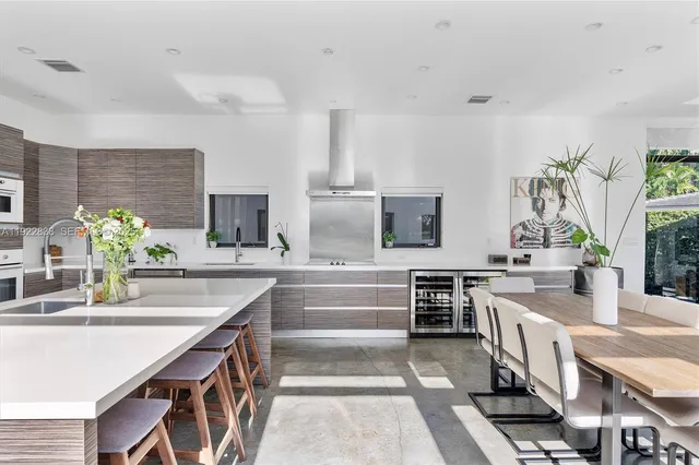 $4,299,000 | 1009 Northeast 104th Street, Miami Shores, FL 33138