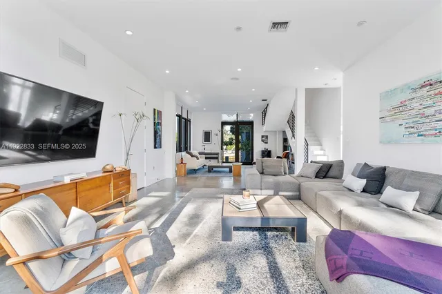 $4,299,000 | 1009 Northeast 104th Street, Miami Shores, FL 33138