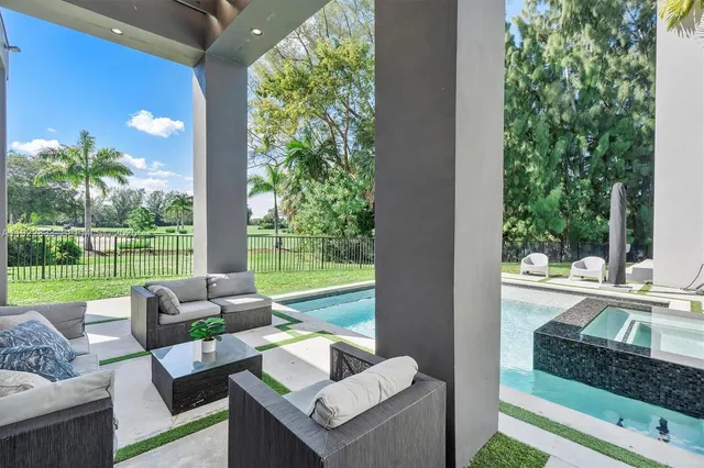 $4,299,000 | 1009 Northeast 104th Street, Miami Shores, FL 33138