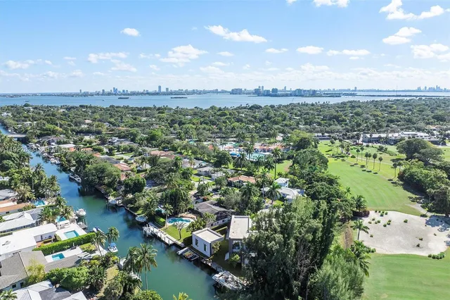 $4,299,000 | 1009 Northeast 104th Street, Miami Shores, FL 33138