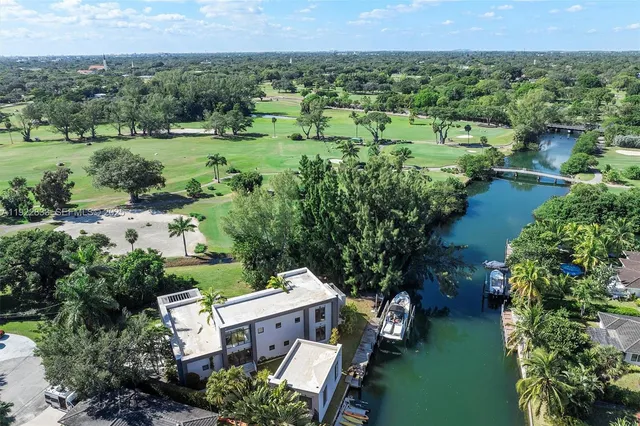 $4,299,000 | 1009 Northeast 104th Street, Miami Shores, FL 33138