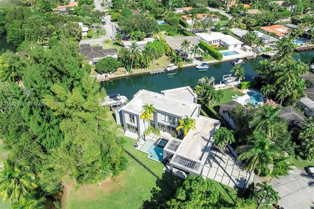 $4,299,000 | 1009 Northeast 104th Street, Miami Shores, FL 33138
