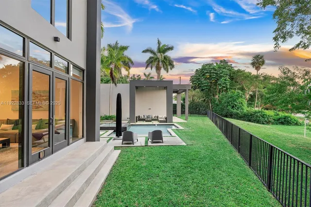 $4,299,000 | 1009 Northeast 104th Street, Miami Shores, FL 33138