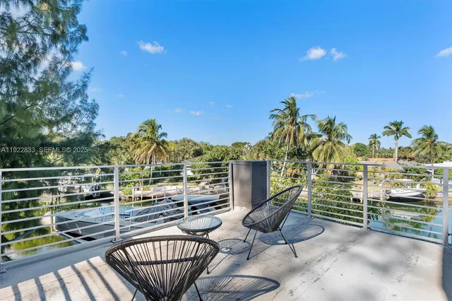 $4,299,000 | 1009 Northeast 104th Street, Miami Shores, FL 33138