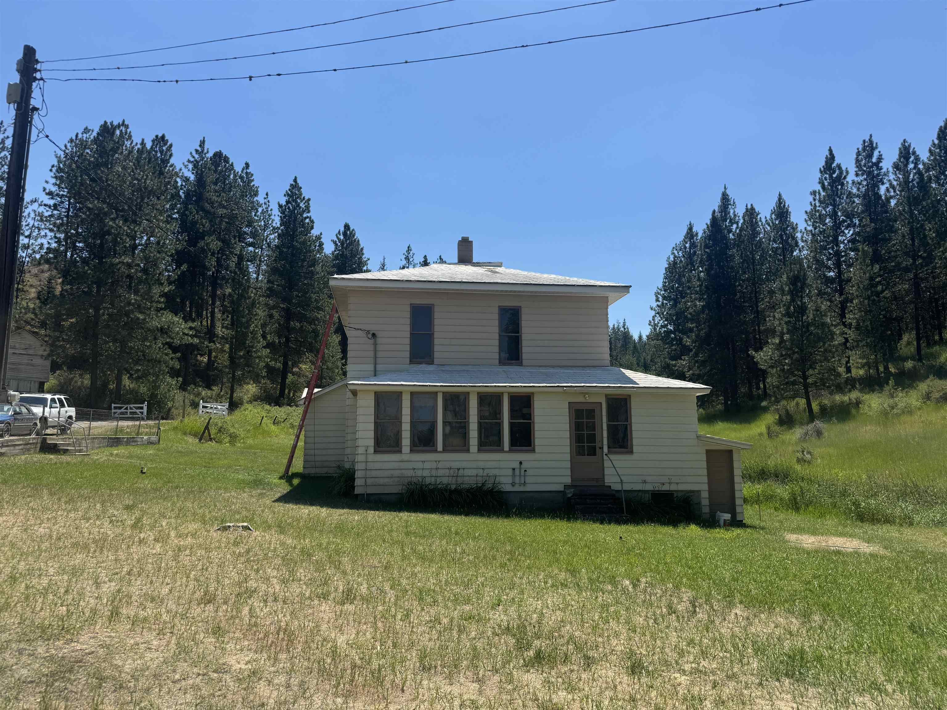 39297 Halvorson Canyon Road North Creston, WA 99117 - Photo 13 of 26