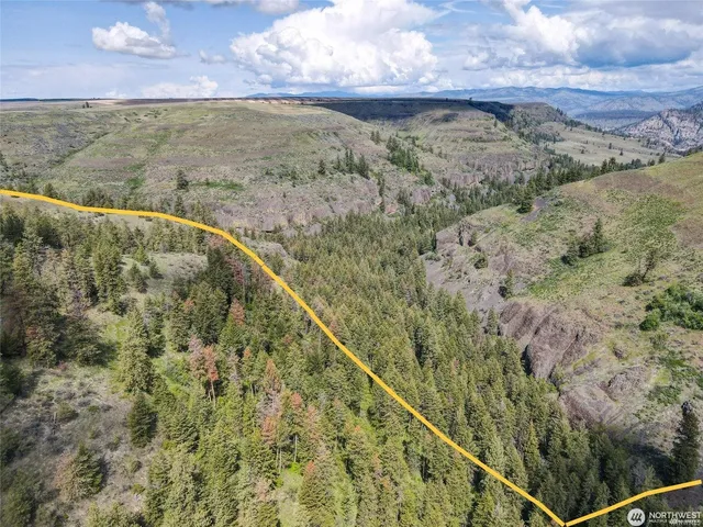 $895,000 | 39297 Halvorson Canyon Road North, Creston, WA 99117