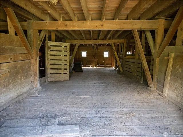 $895,000 | 39297 Halvorson Canyon Road North, Creston, WA 99117