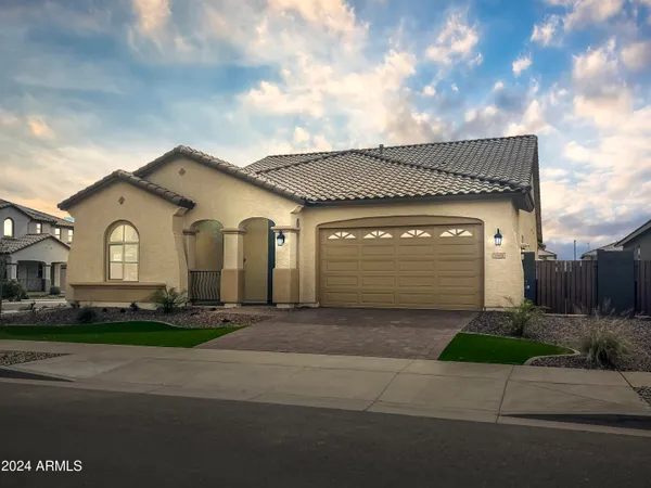 $680,146 | 15911 West Montana De Oro Drive, Surprise, AZ 85387