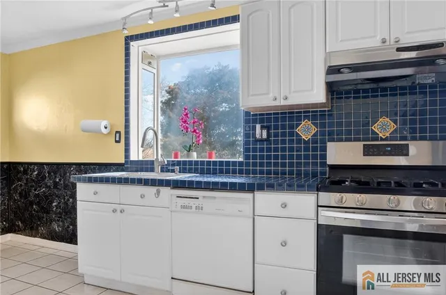 $550,000 | 44 Shirley Boulevard, Old Bridge, NJ 08857