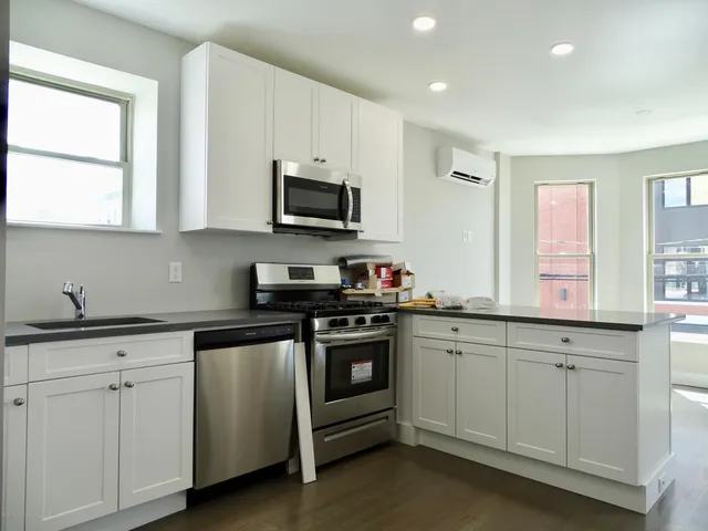 $2,800 | 410 Bond Street, Unit 1, Asbury Park, NJ 07712