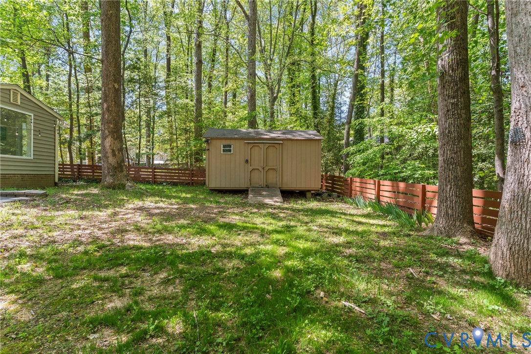 4604 Black Oak Road North Chesterfield, VA 23237 - Photo 43 of 46