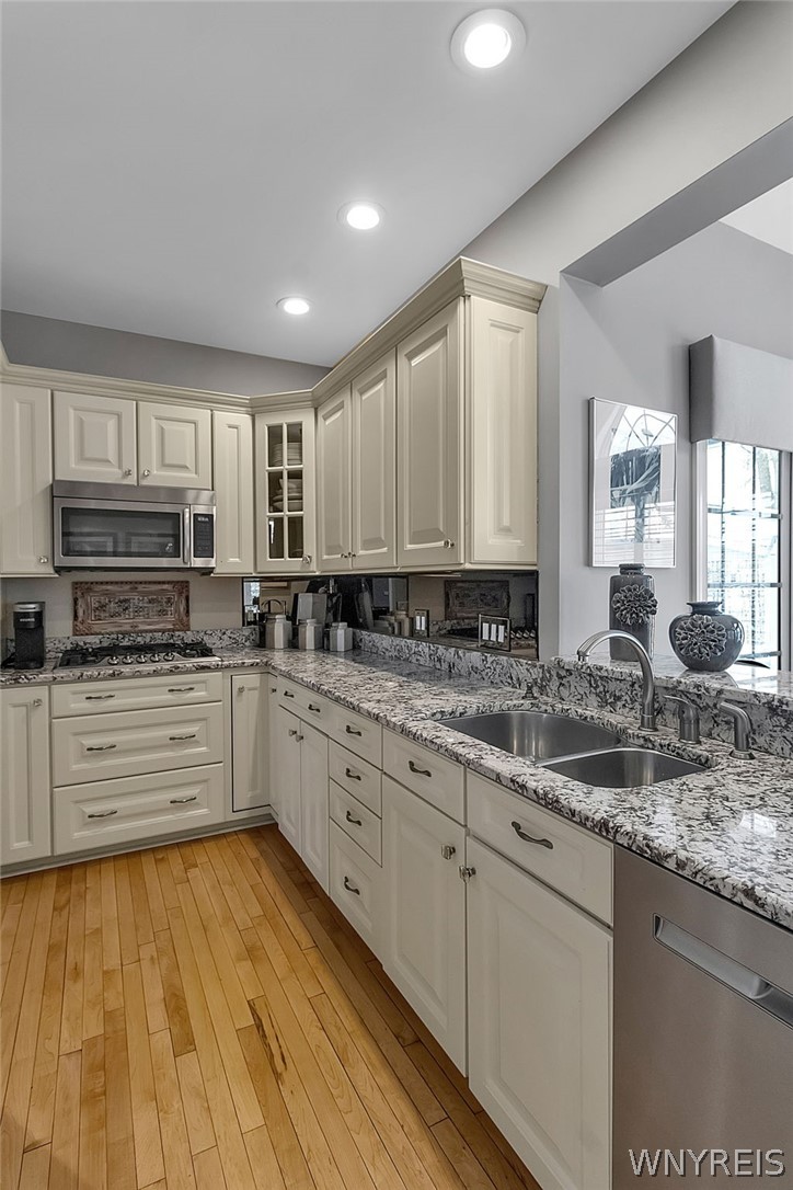 177 Promenade Lane Amherst, NY 14221 - Photo 18 of 49