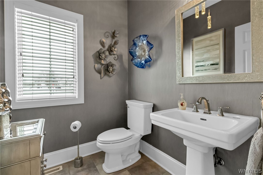 177 Promenade Lane Amherst, NY 14221 - Photo 25 of 49