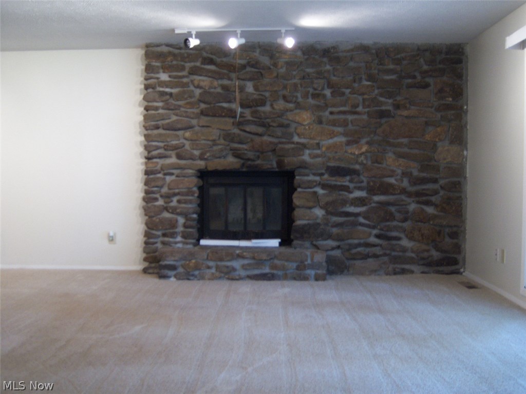 10783 Gate Post Road Strongsville, OH 44149 - Photo 5 of 23 Gallery Image 5
