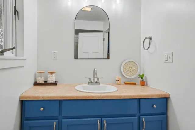 $299,900 | 2322 Maple Island Road, Twin Lake, MI 49457